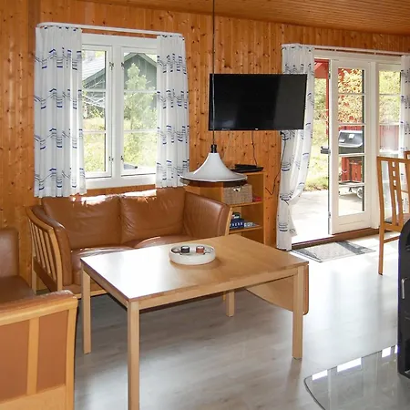 Ferienhaus Ulla - 300m From The Sea By Interhome *